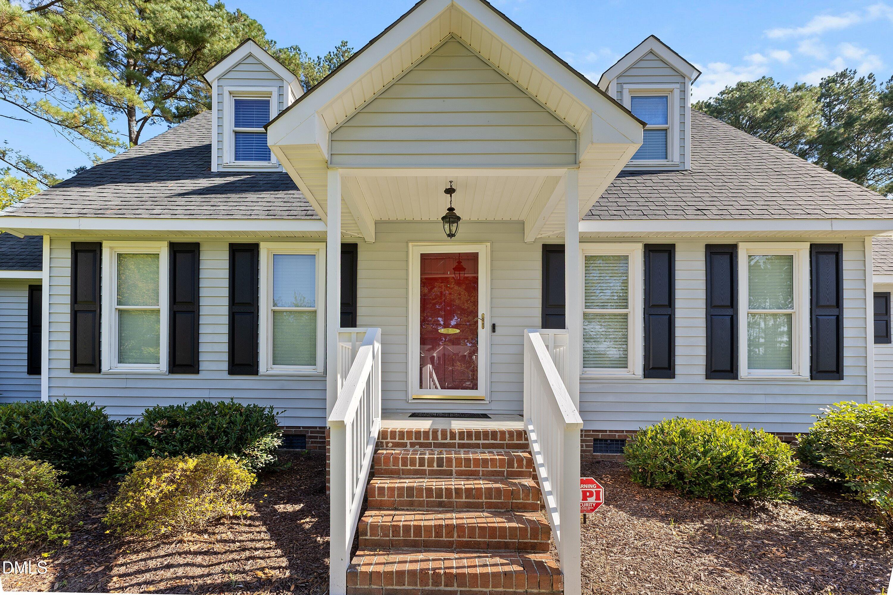 5 Kentwood Drive