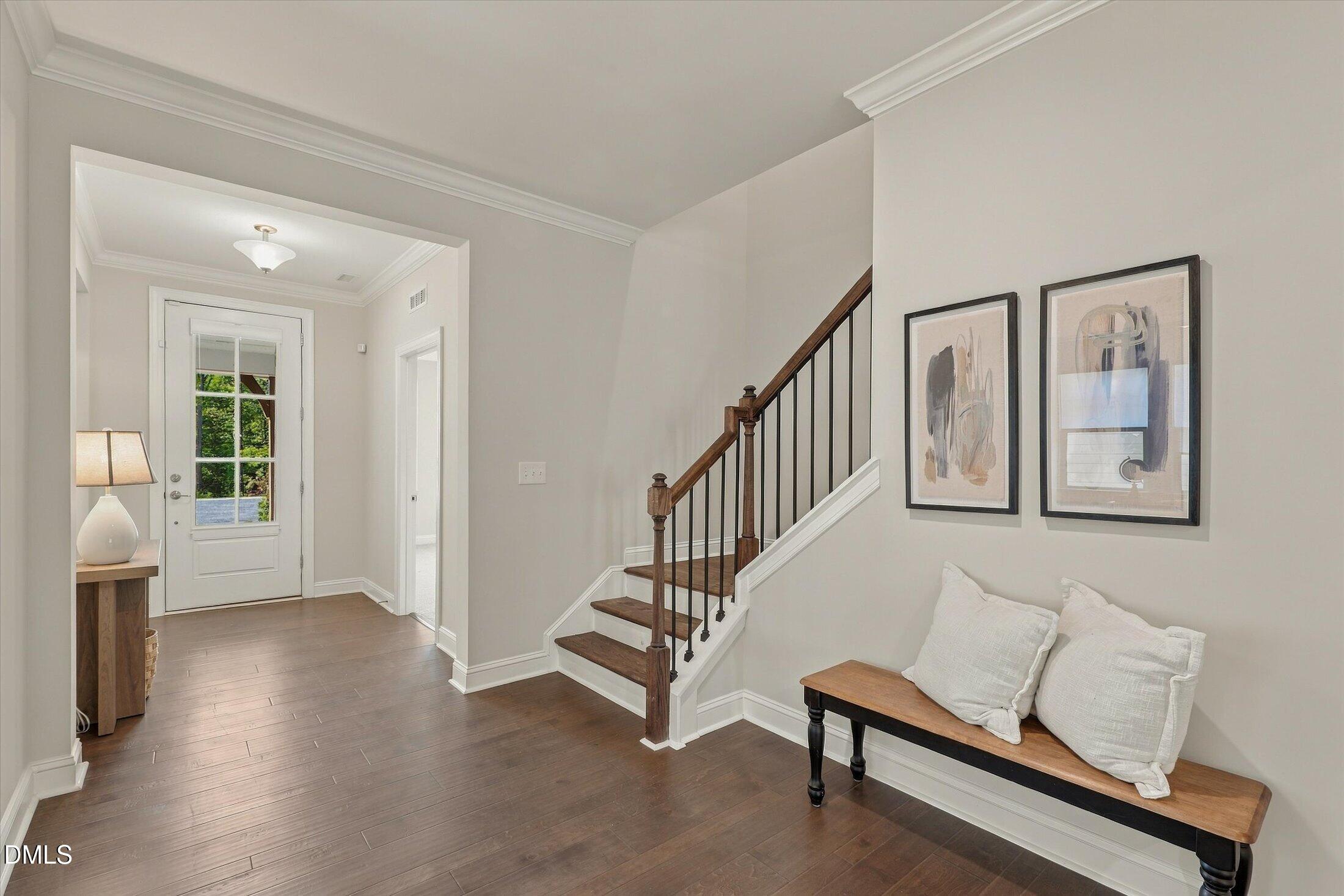 169 English Violet Lane