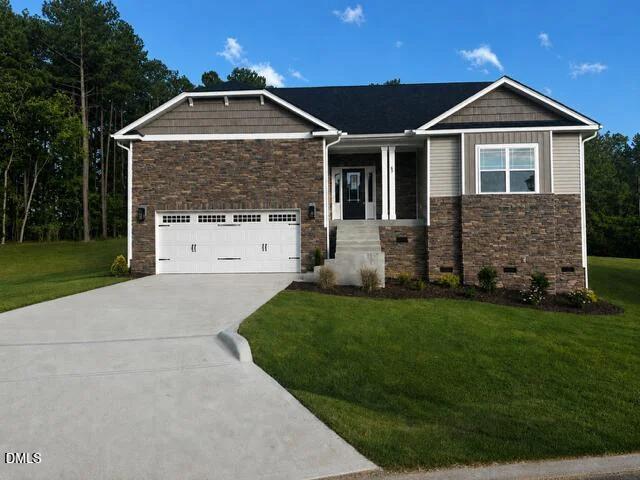 63 Leslie Court