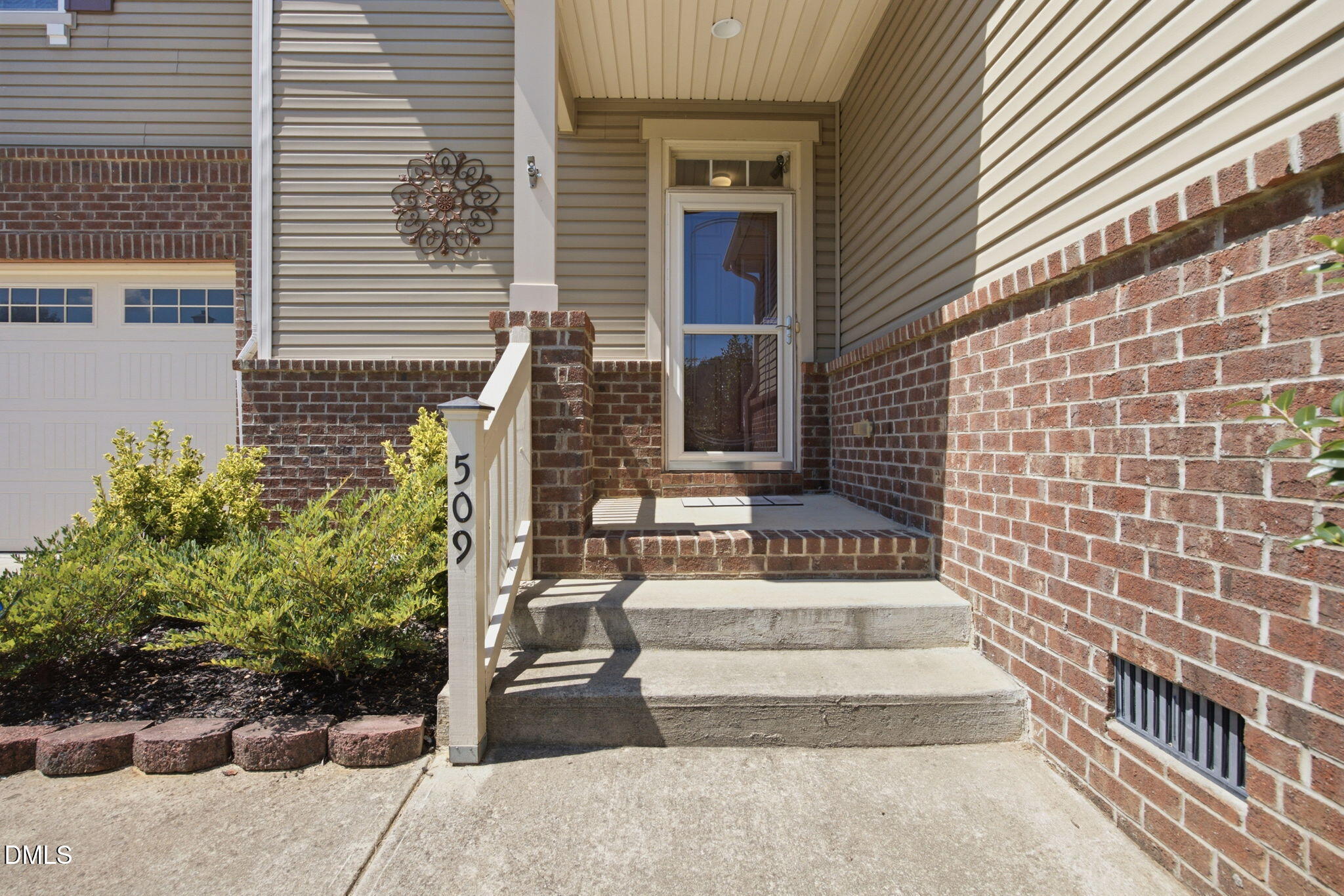 509 Ferry Court