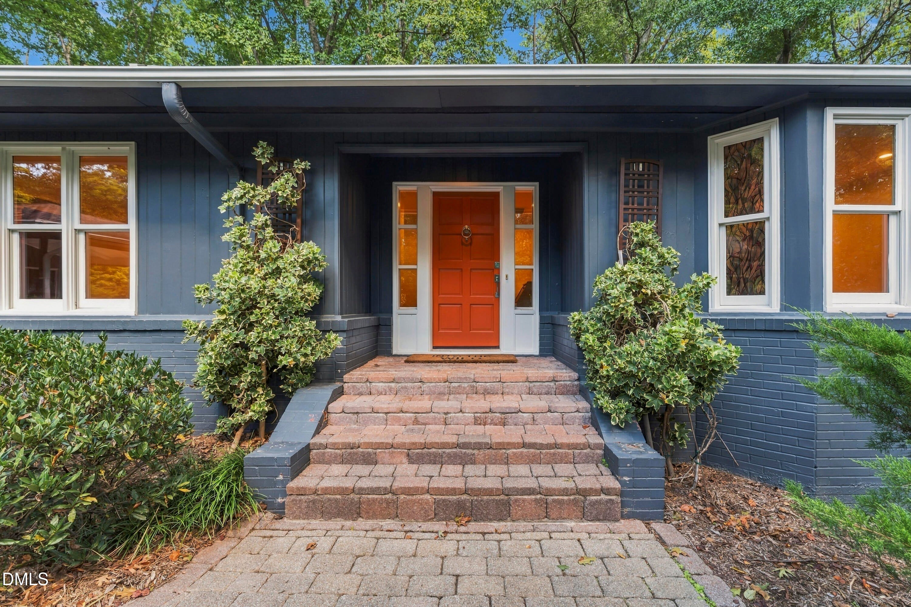 1126 Sourwood Drive