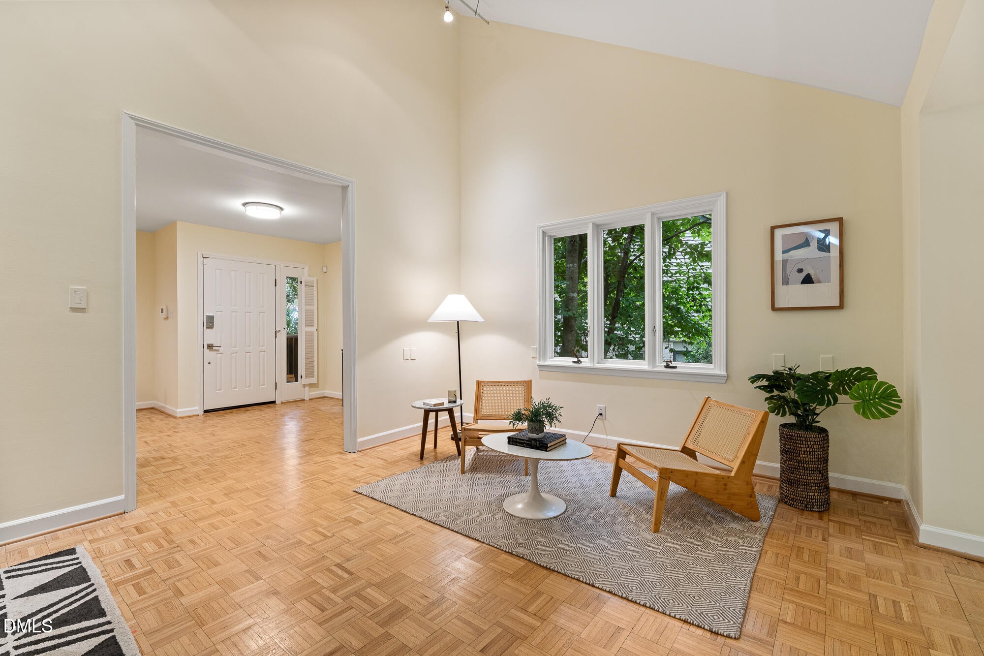 35 Glenmore Drive