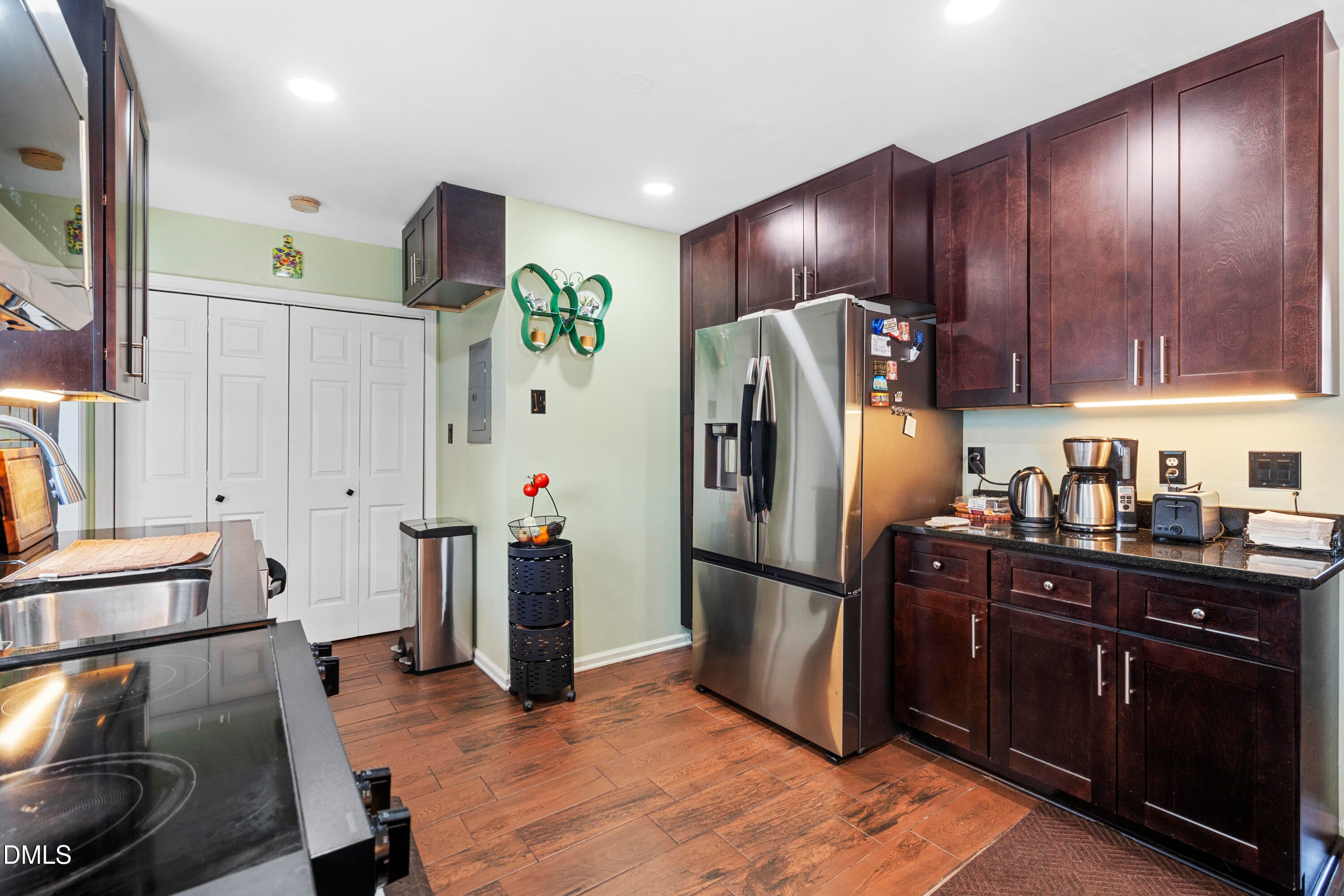 104 Iron Kettle Court
