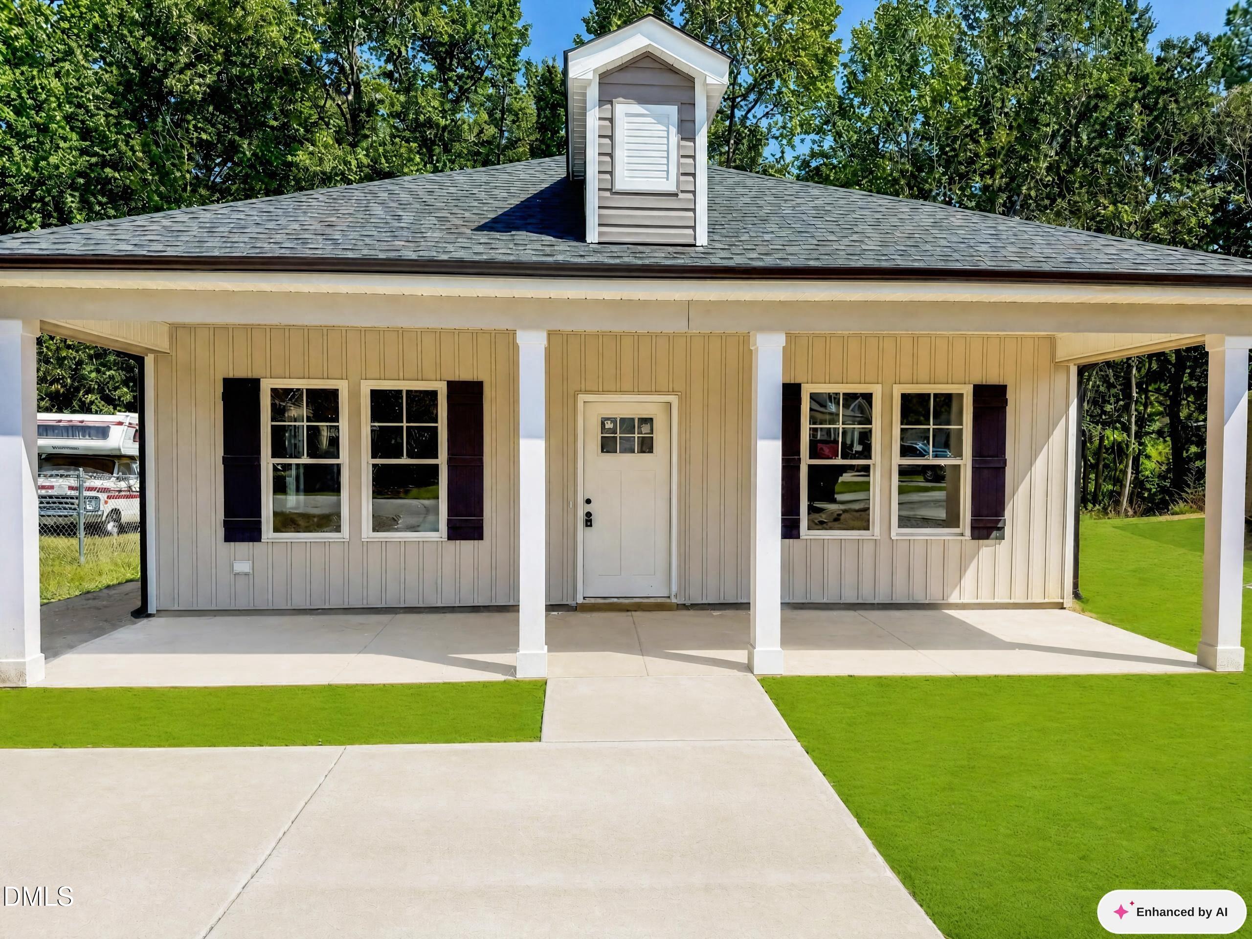 1011 E Maplewood Drive A