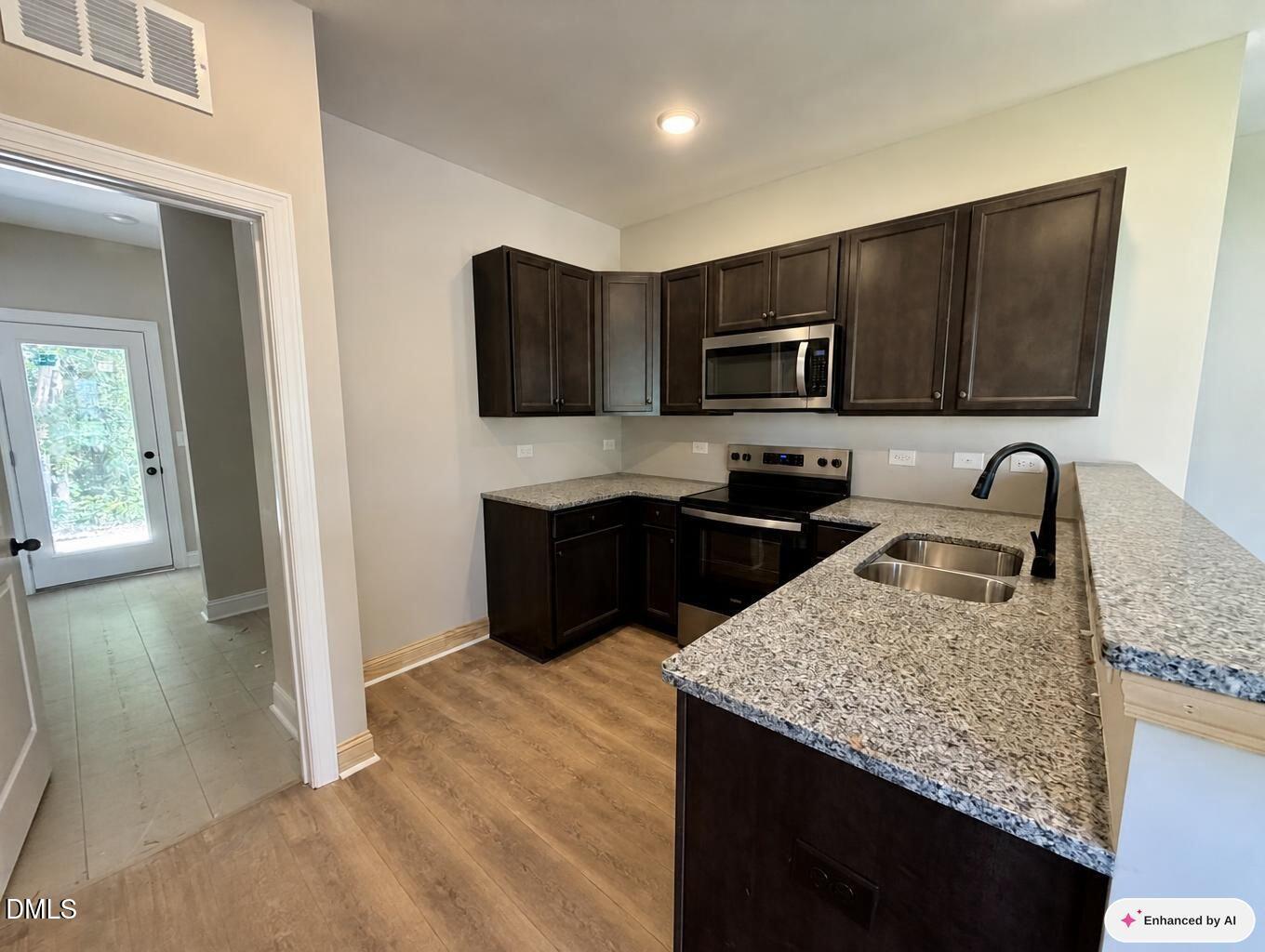 1011 E Maplewood Drive A
