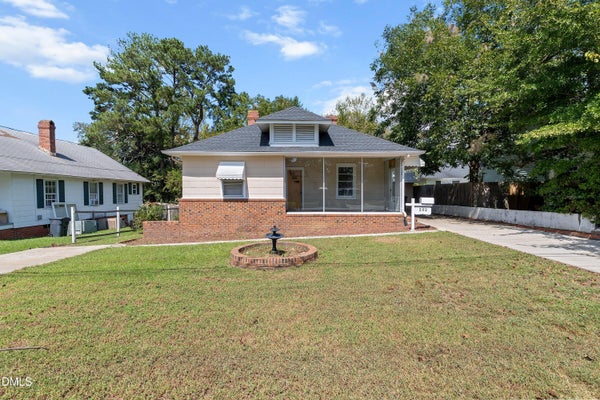 302 W E ST, ERWIN, NC 28339 - Image 08772dc72971be13330e4b80bd60fc3f/1652549740