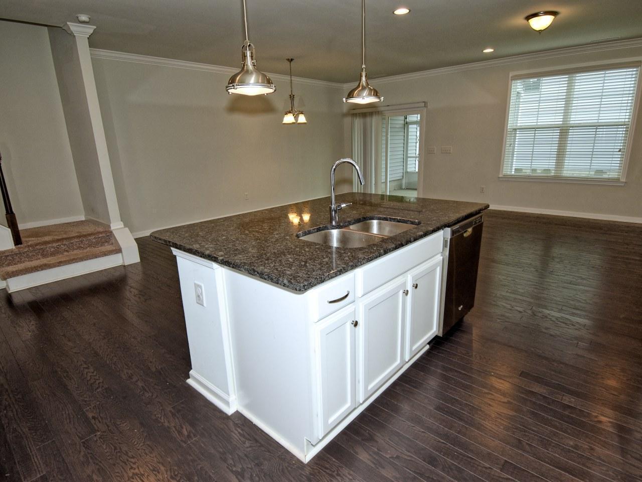 1425 Southpoint Trail
