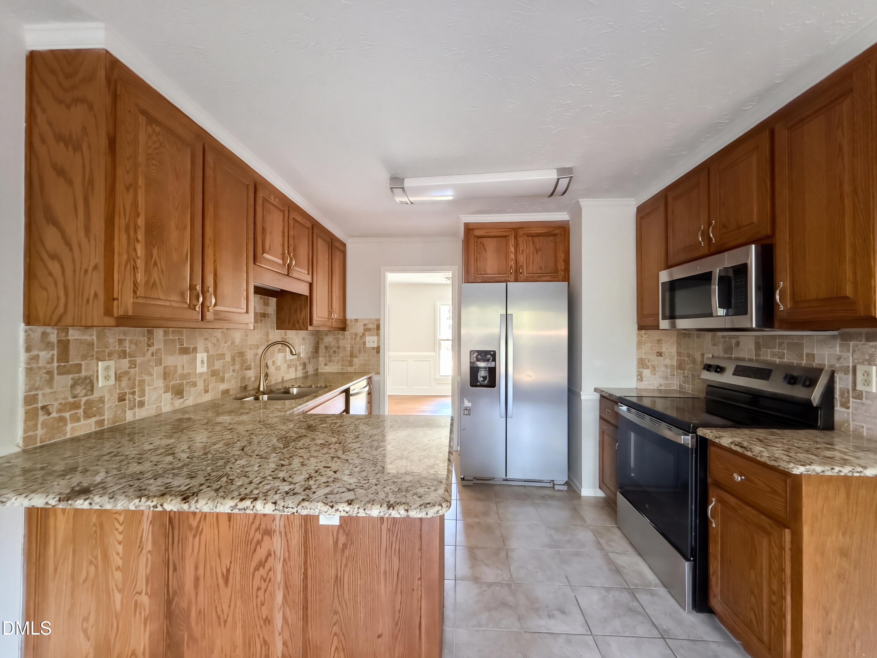 1512 Redbud Drive