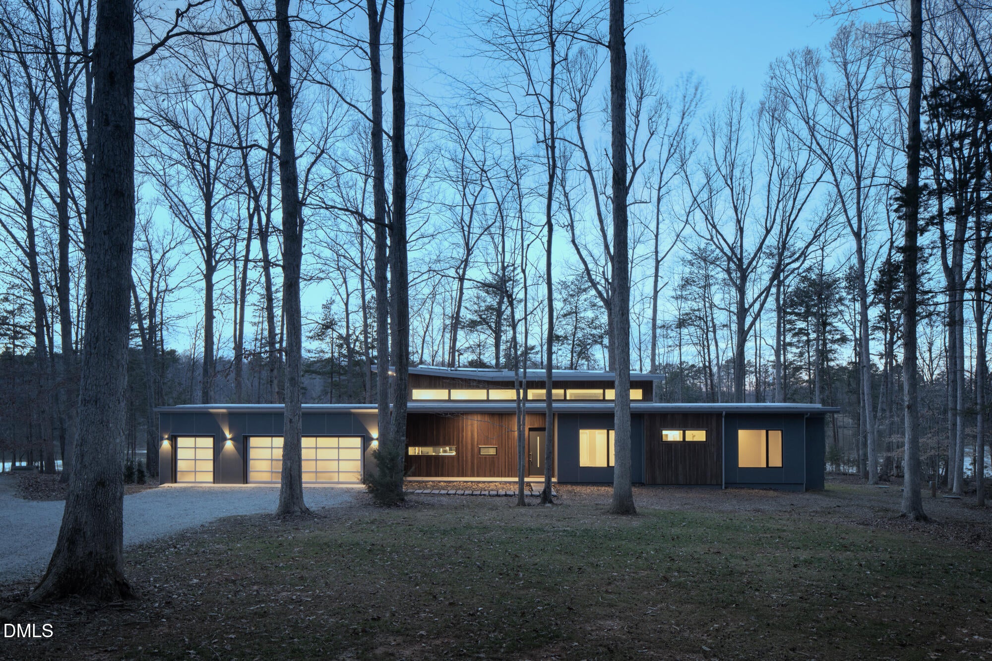 928 Shorefront Lane