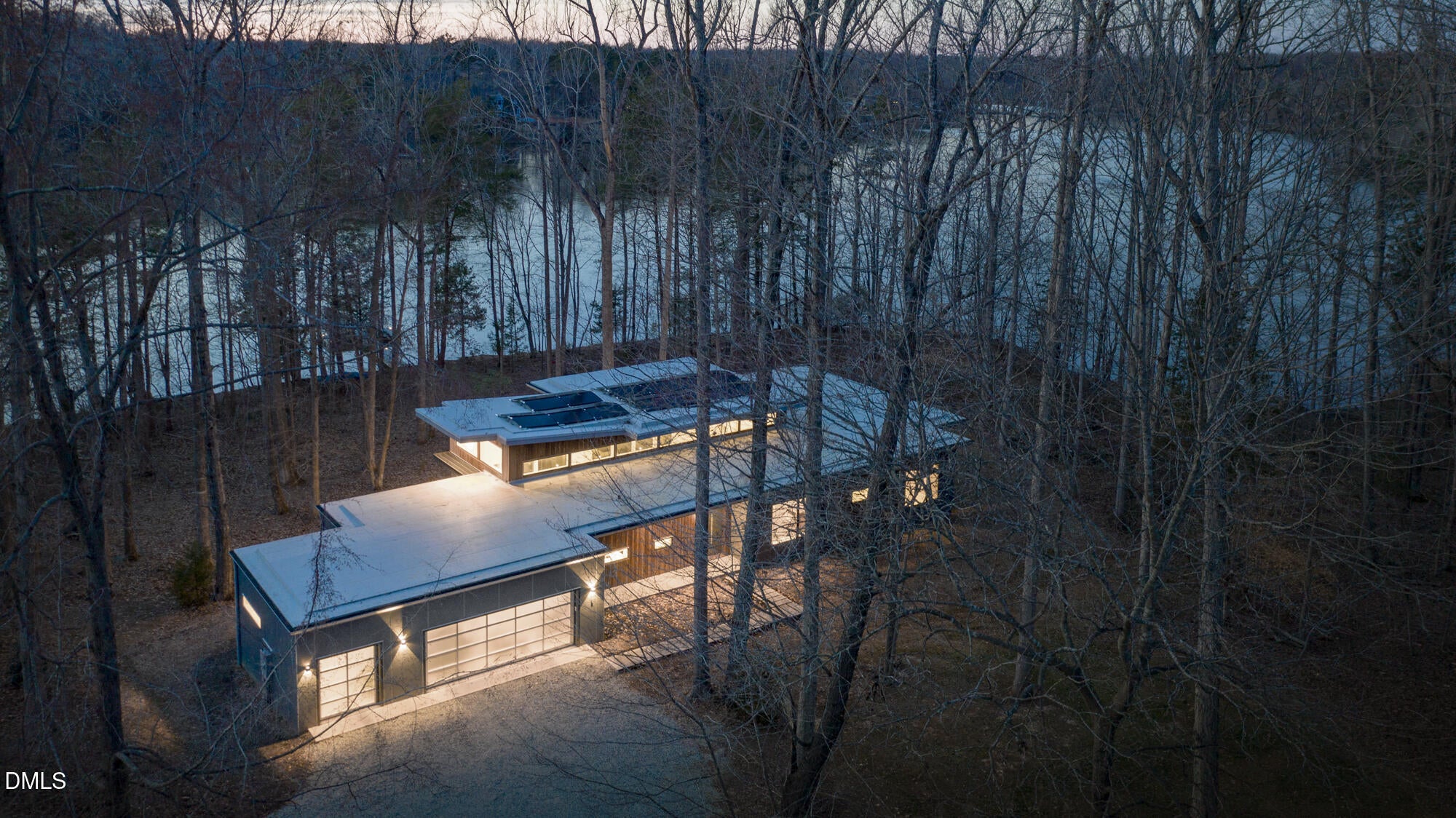 928 Shorefront Lane
