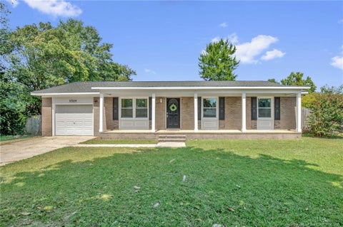 Photo of 6504 Gate Post Court, Fayetteville, NC 28314 (MLS # LP769656)