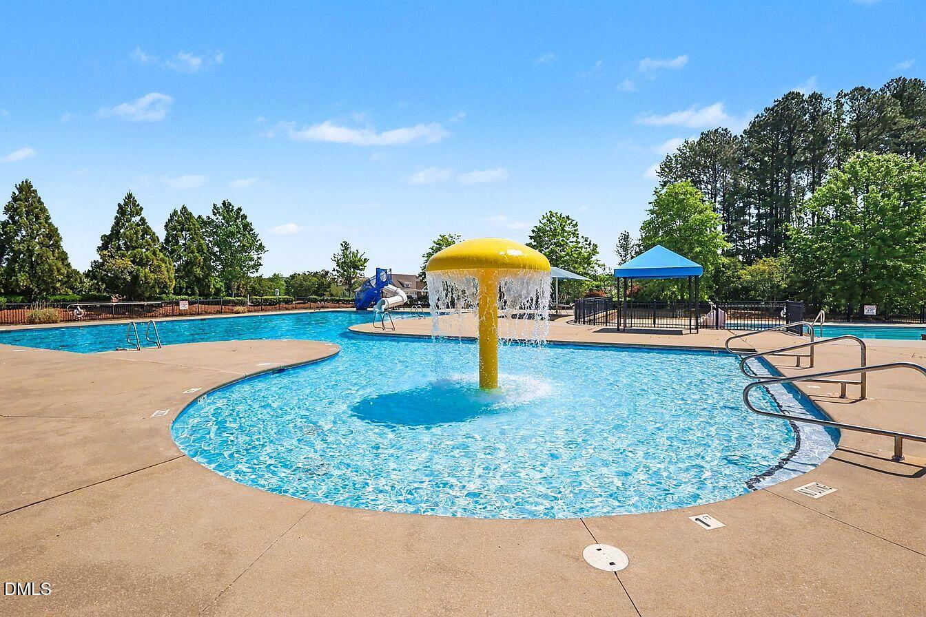 745 Lake Artesia Lane