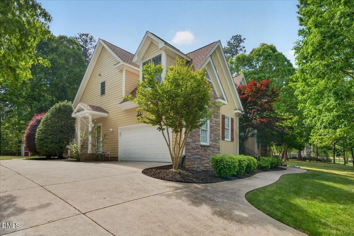8497 Falkirk Ridge Court