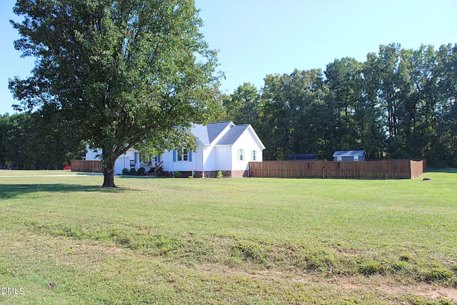 6196 Friedens Grove Road, photo 3 of 29