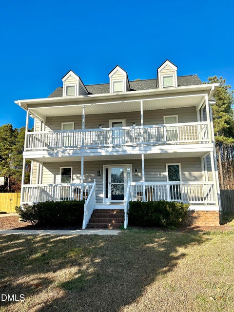 Photo of 2037 Queen Charlotte Place, Raleigh, NC 27610 (MLS # 10190935)