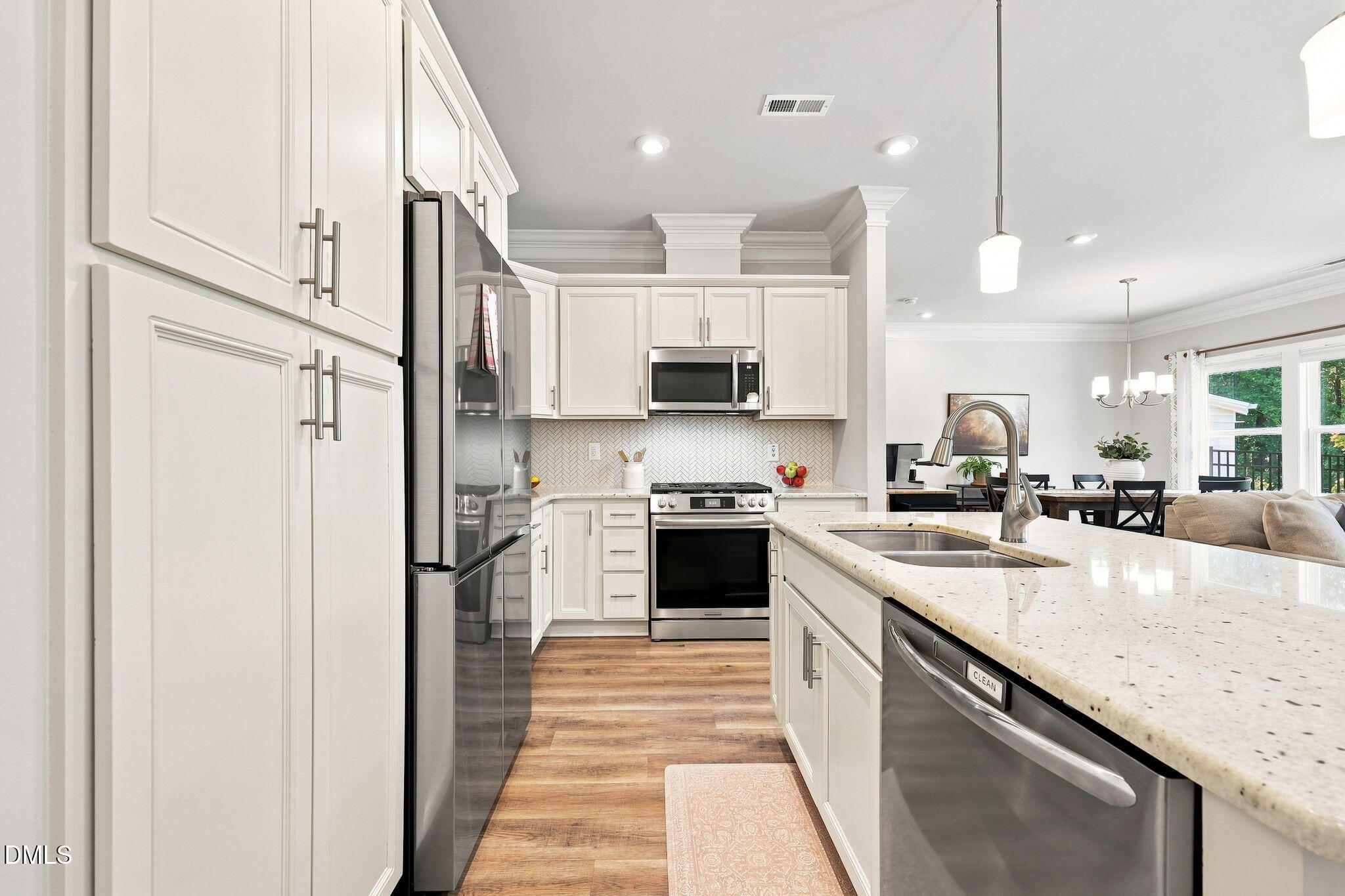 256 Shingle Oak Road