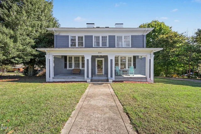 214 N Henry Street, photo 2 of 30