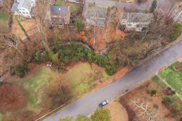 2309 OXFORD RD, RALEIGH, NC 27608 - Image 0b80dd563cd00418b1990f281d42c0d8/2907266668