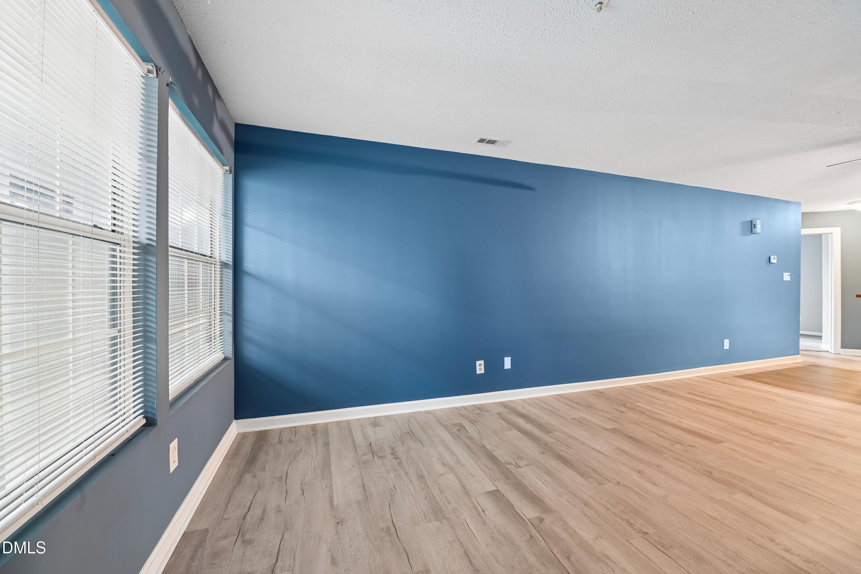 4900 Avenida Del Sol Drive 102