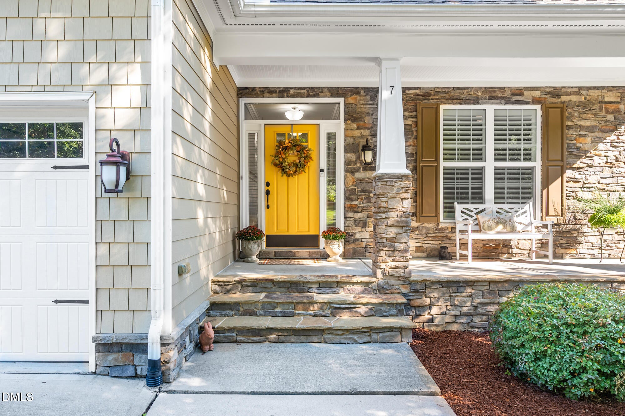 7 Persimmon Court
