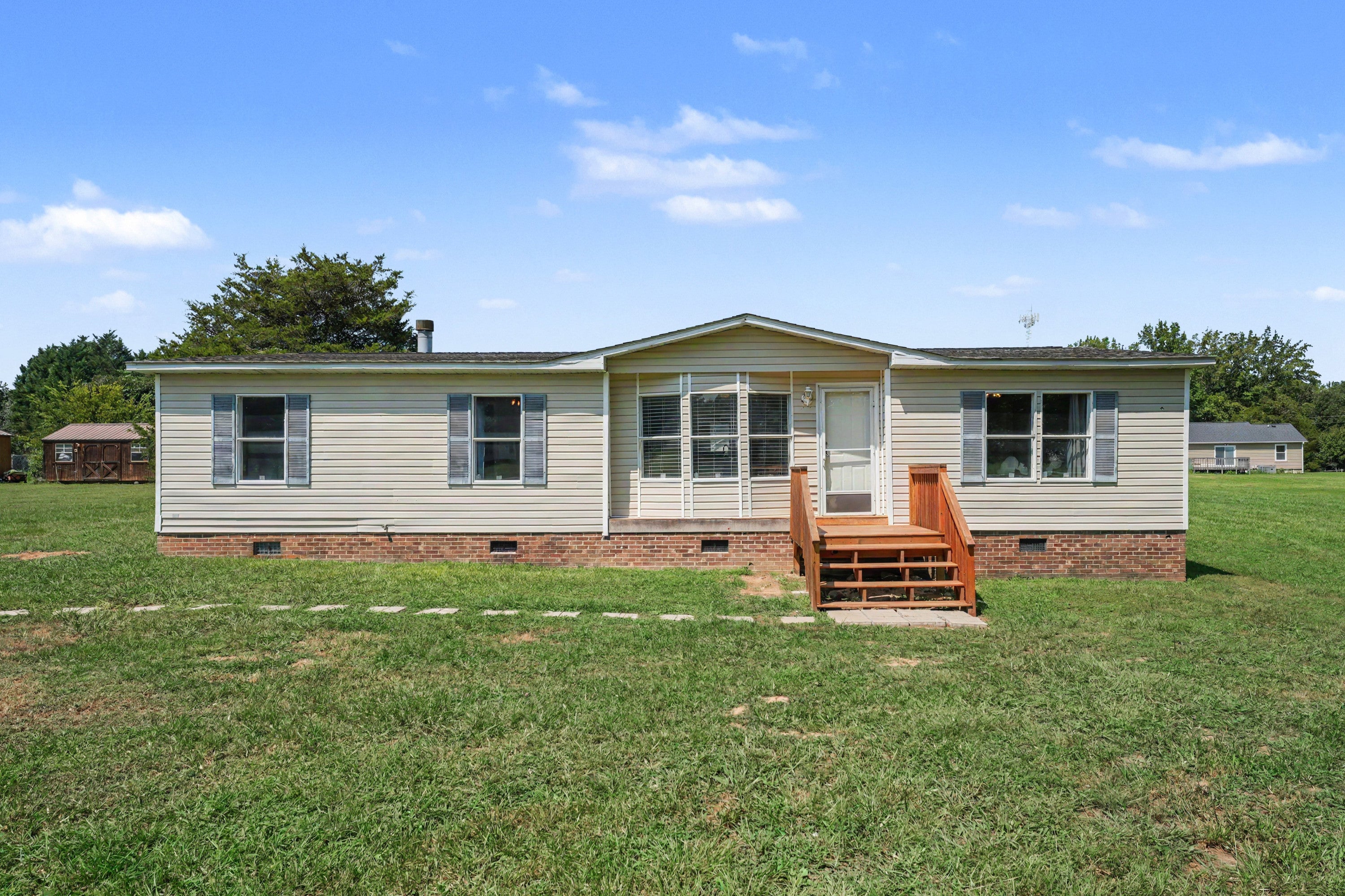 140 Trescott Drive