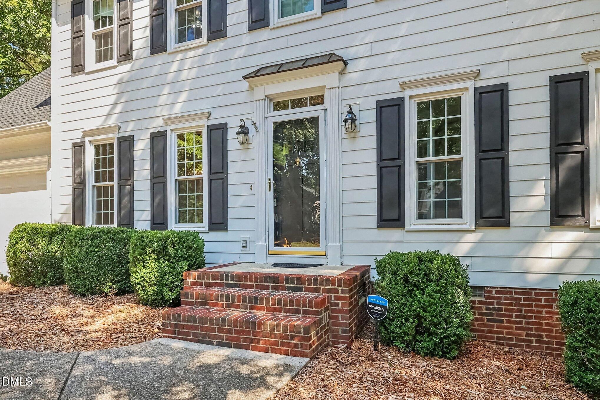 203 Silvercliff Trail