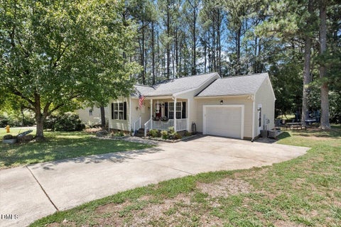 Photo of 504 Flaherty Avenue, Wake Forest, NC 27587 (MLS # 10176800)