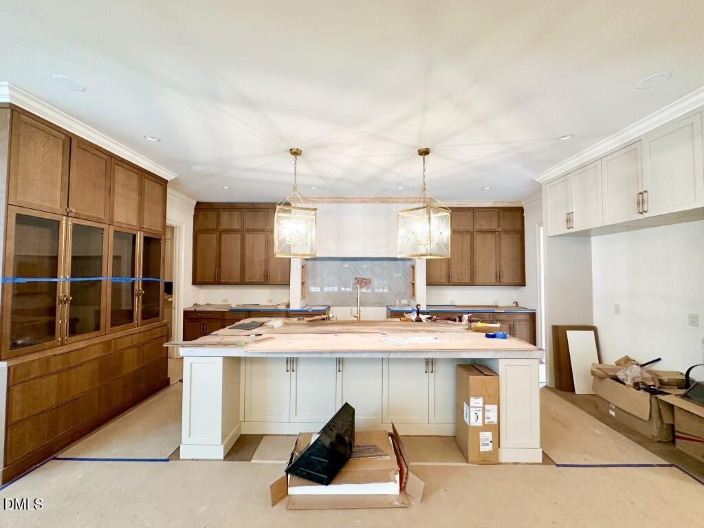 1936 Torrey Pines Place