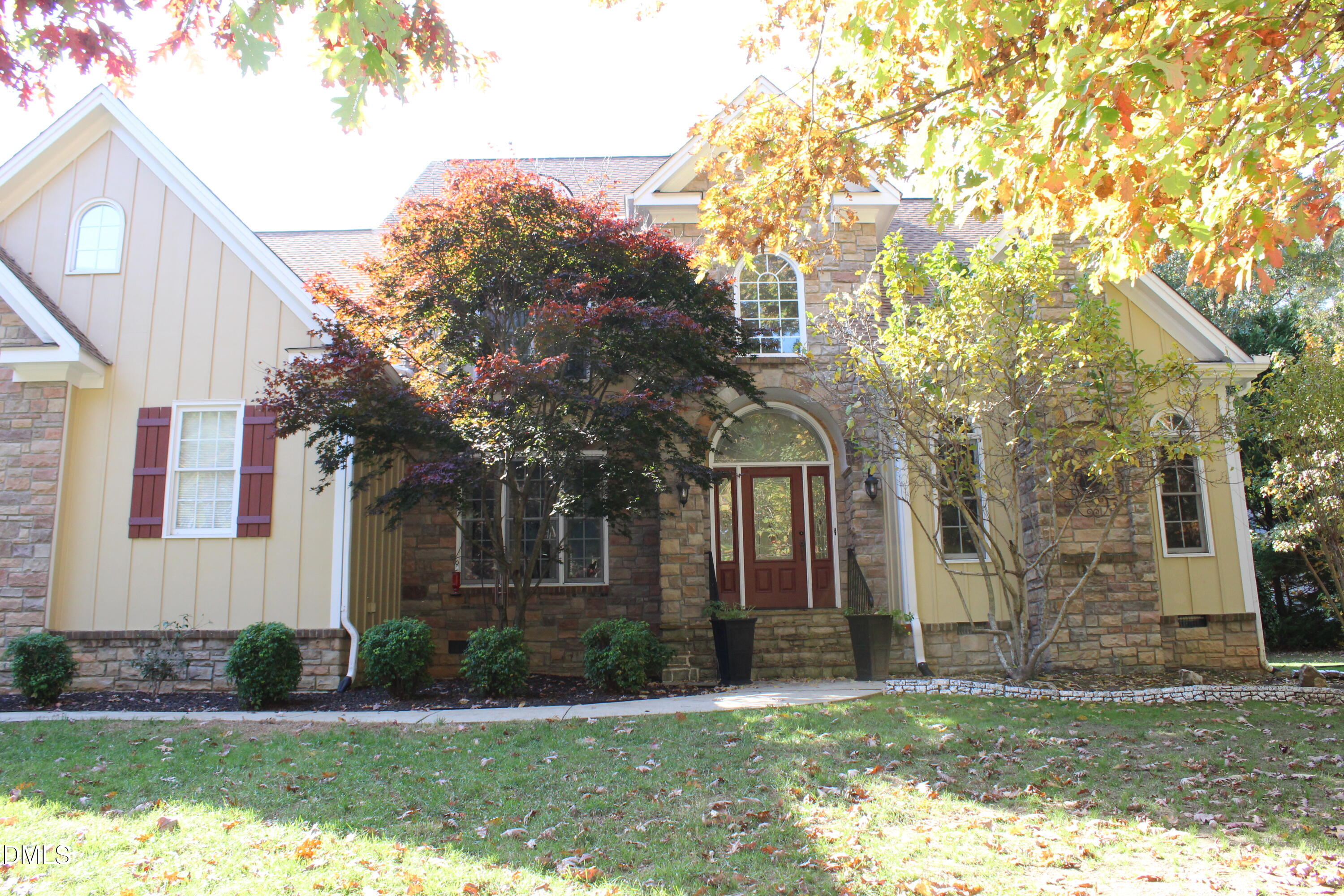 8497 Falkirk Ridge Court