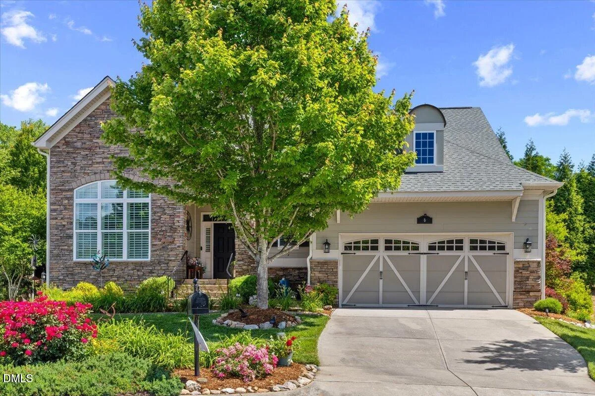 6 Beaufort Court
