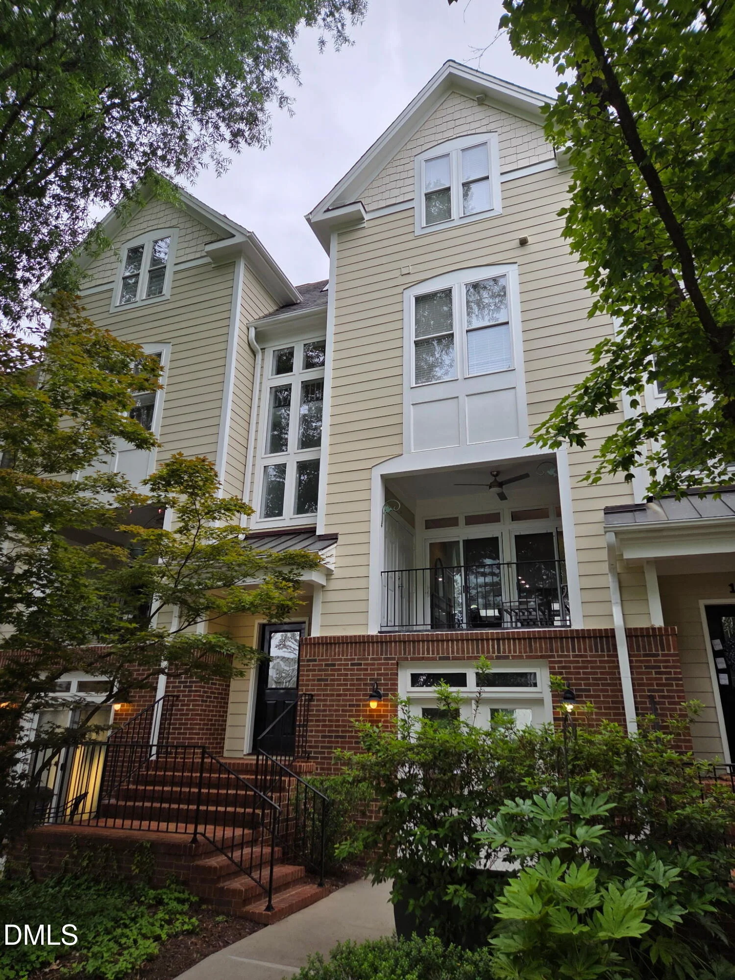 1130 Parkridge Lane Unit 102