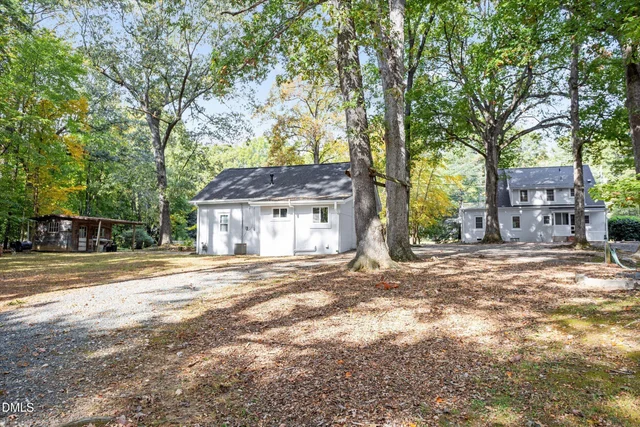 1305 Saint Marys Road, photo 4 of 48
