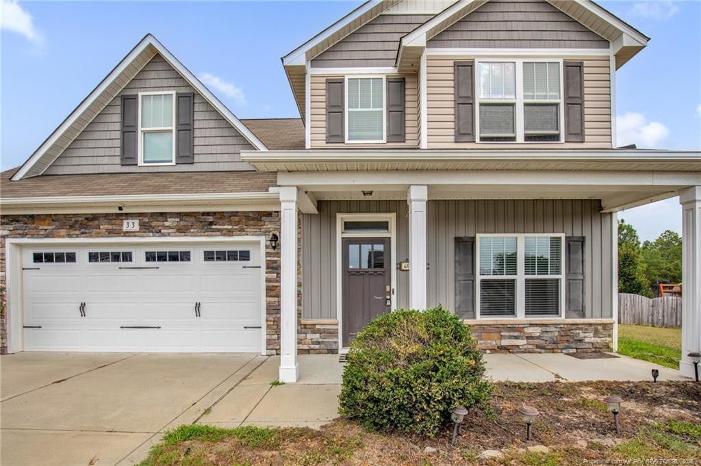 33 blue chip Court