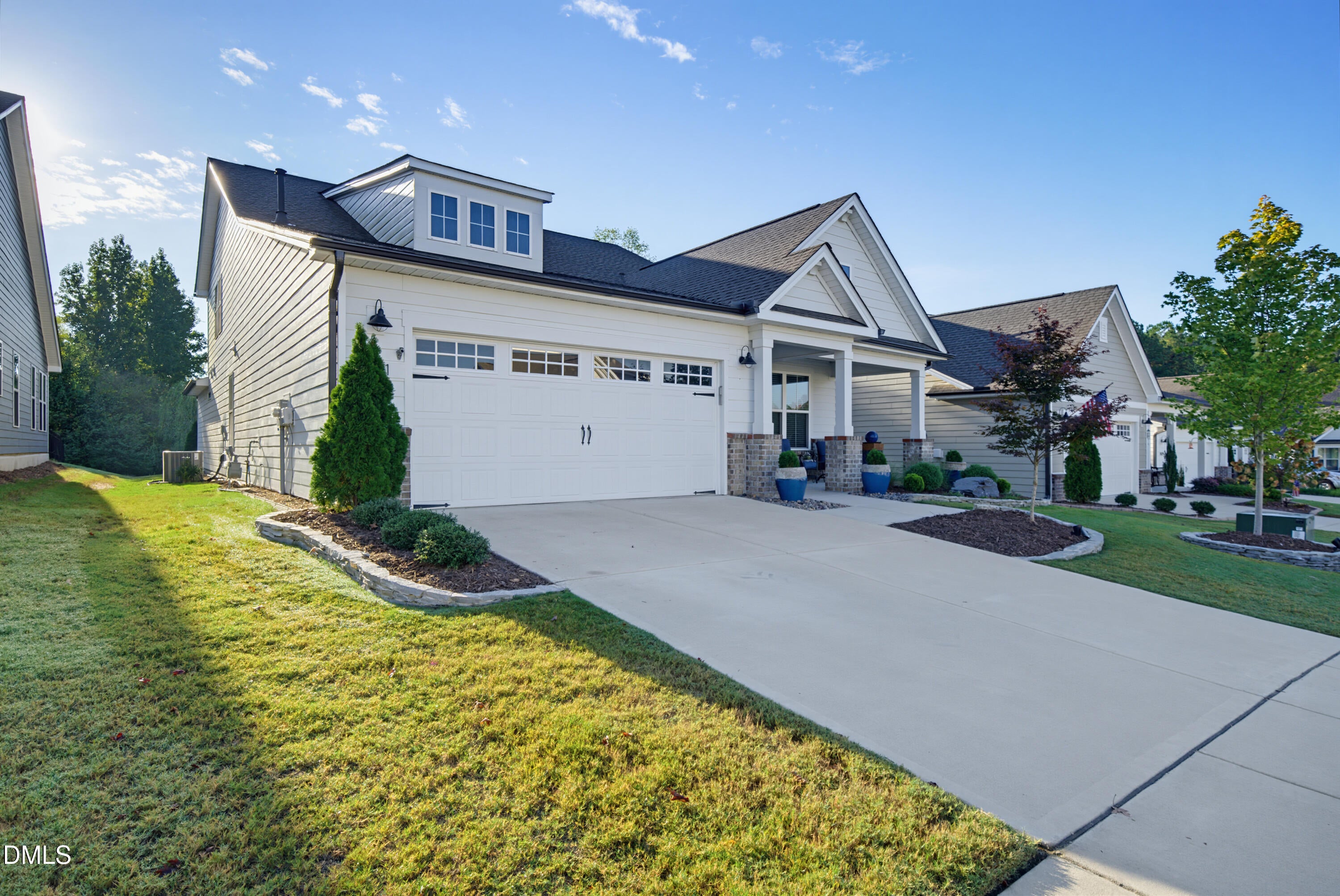 1421 Rose Gum Way