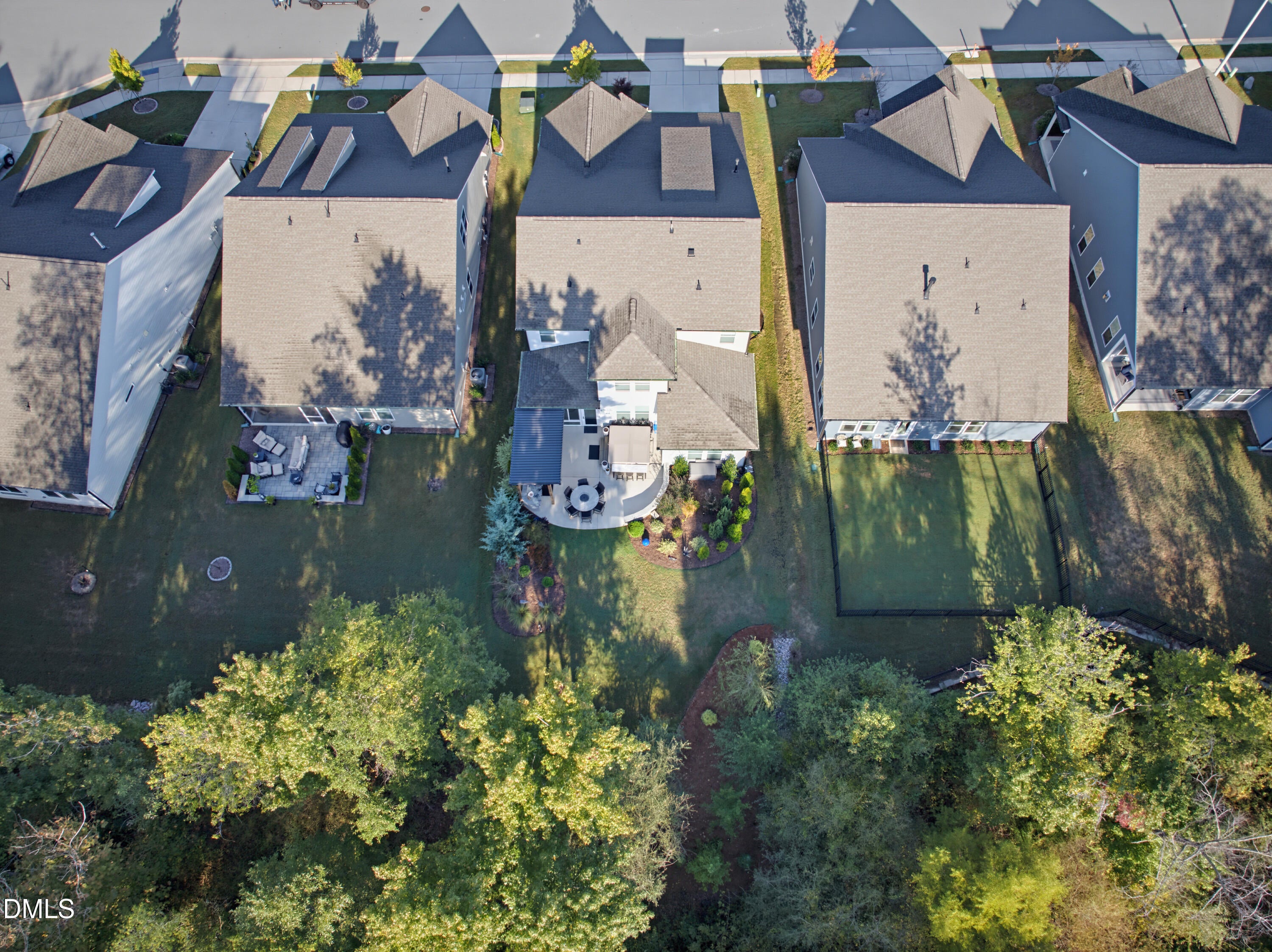 1421 Rose Gum Way