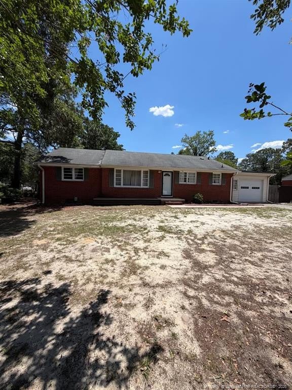 3325 Boone Trail