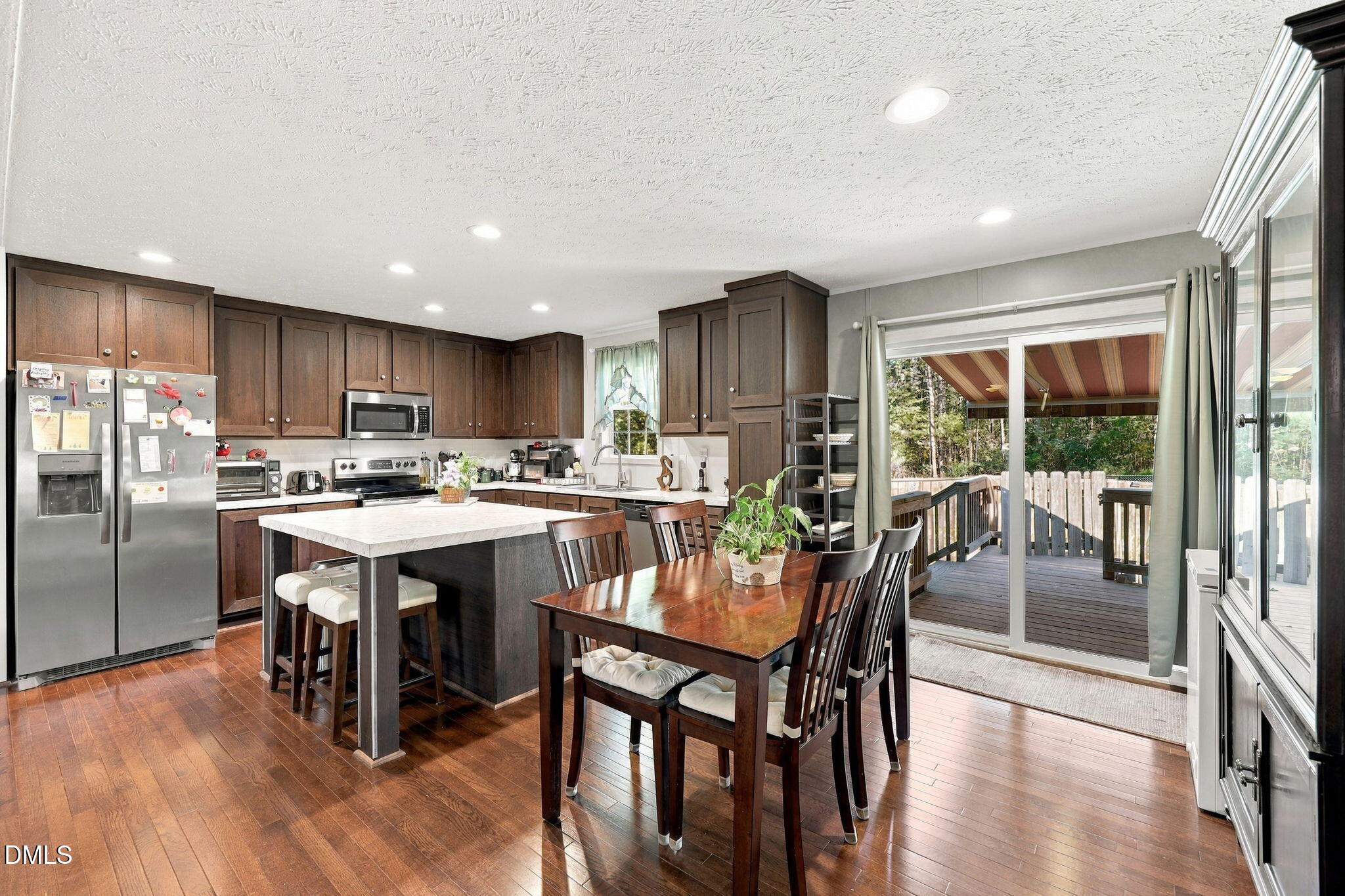 6601 Woodlawn Drive