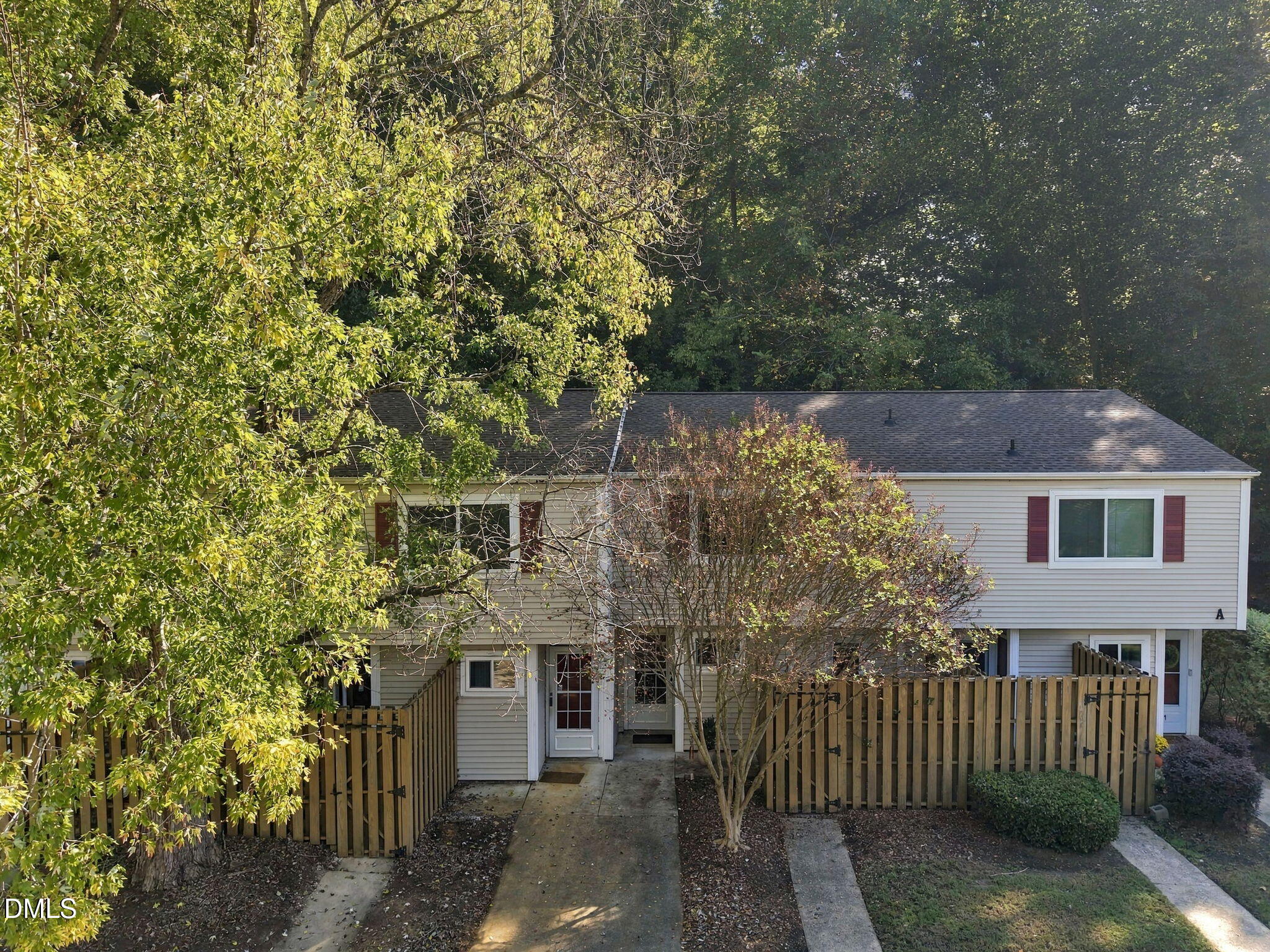 220 Elizabeth Street Apt A2