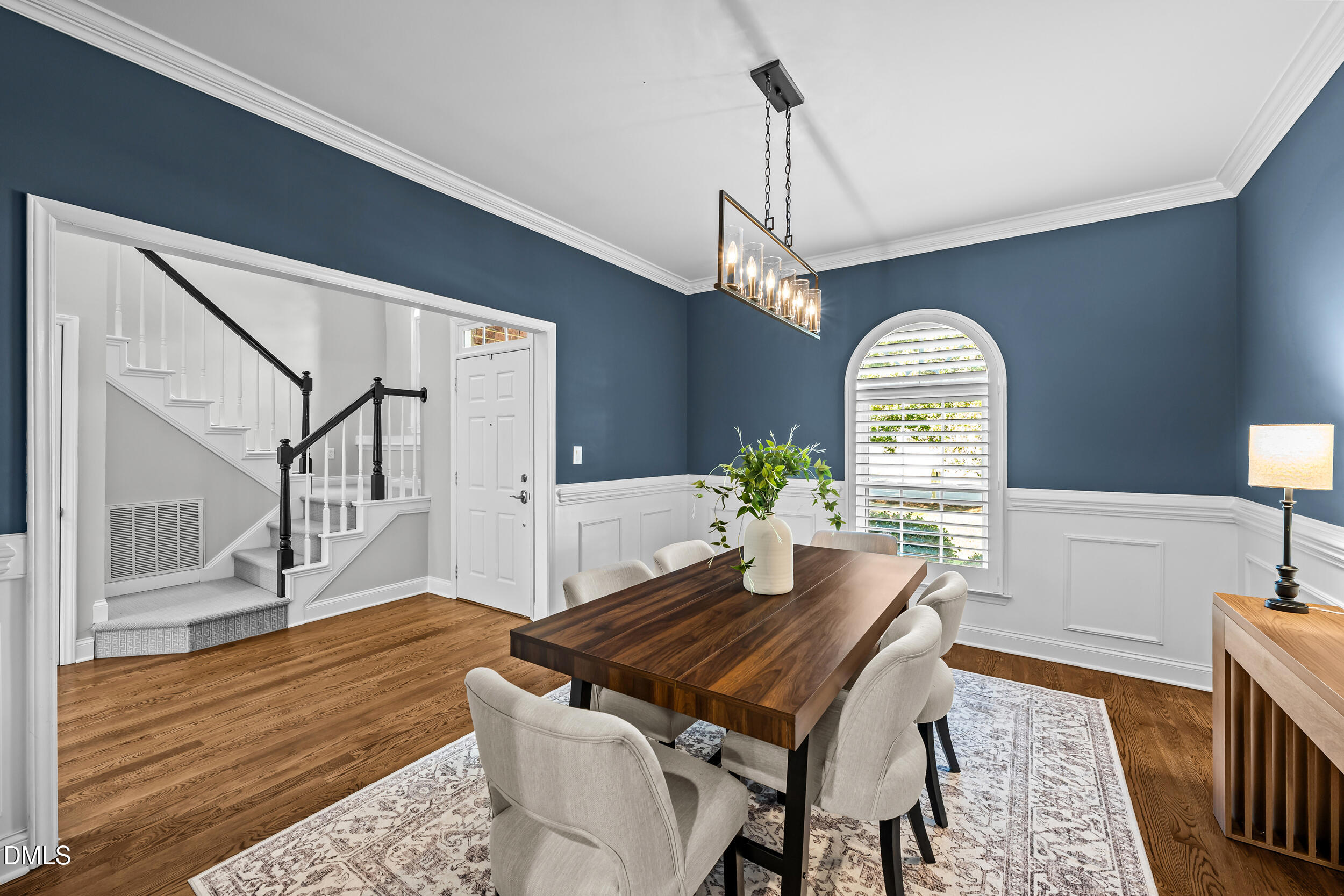 111 Hickorywood Boulevard