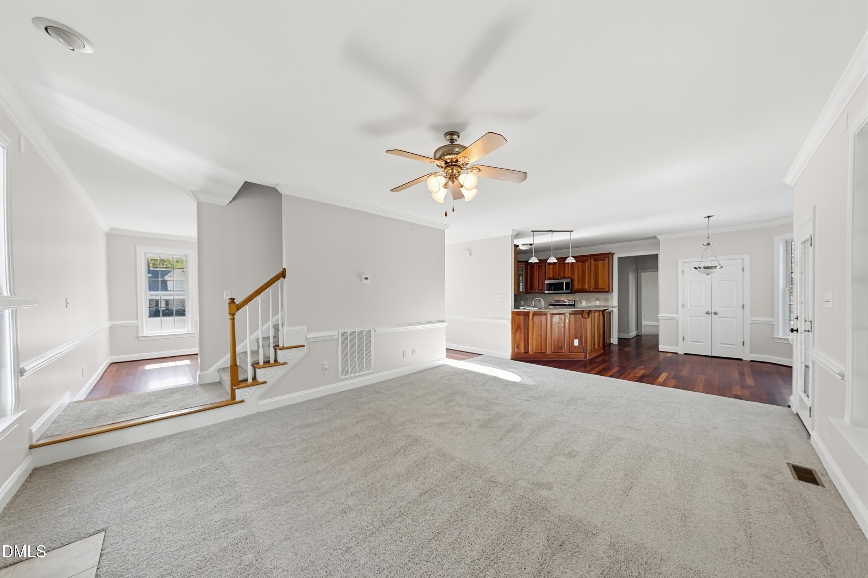 375 Broadmoor Way