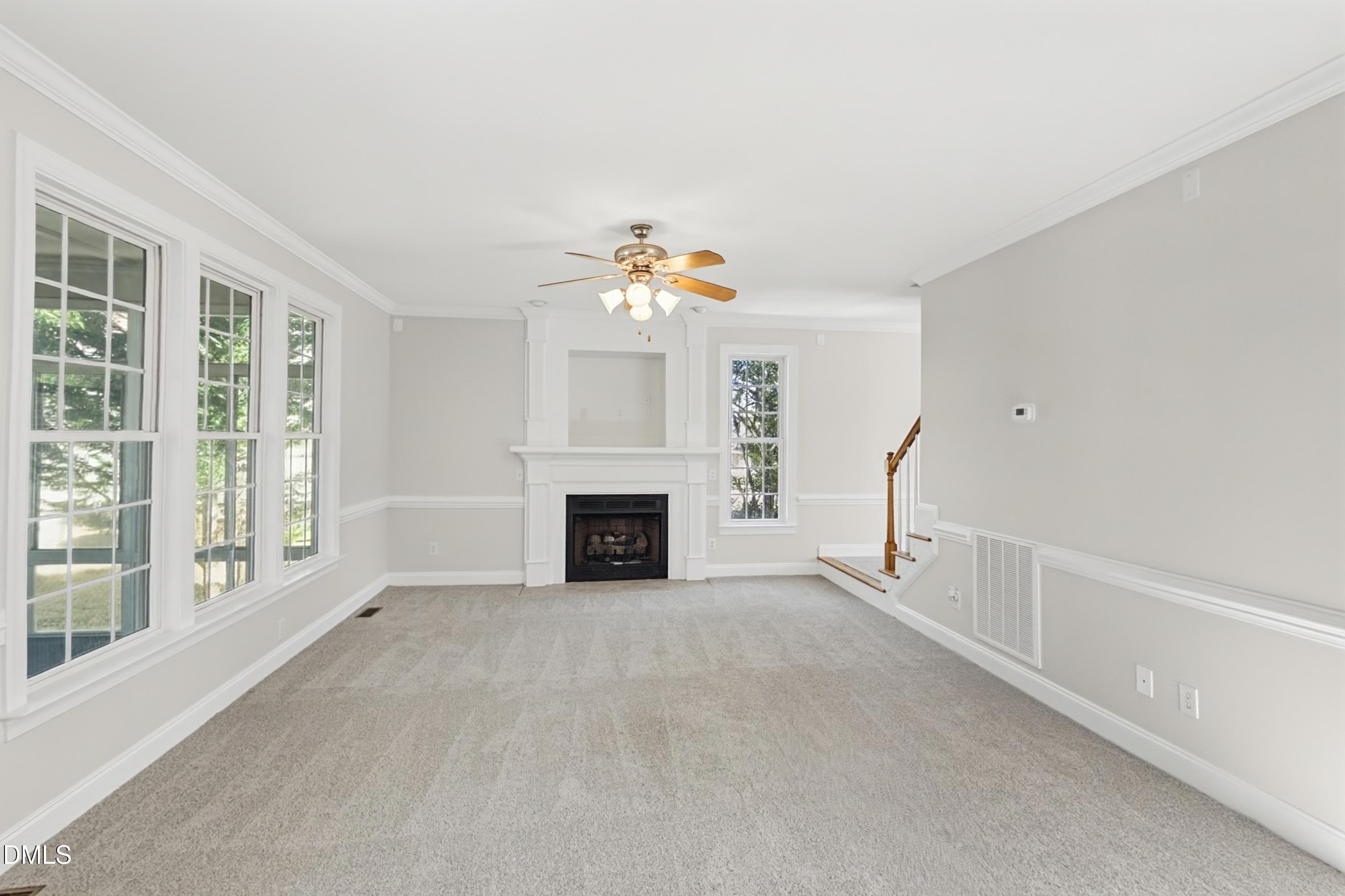 375 Broadmoor Way
