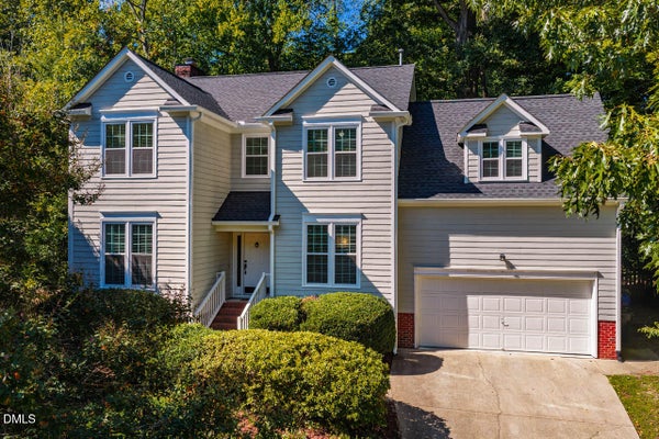 202 COBBLE RIDGE DR, CHAPEL HILL, NC 27516 - Image 114e2bc4b0b73ee1bbb40b7fc57518e1/3048456297
