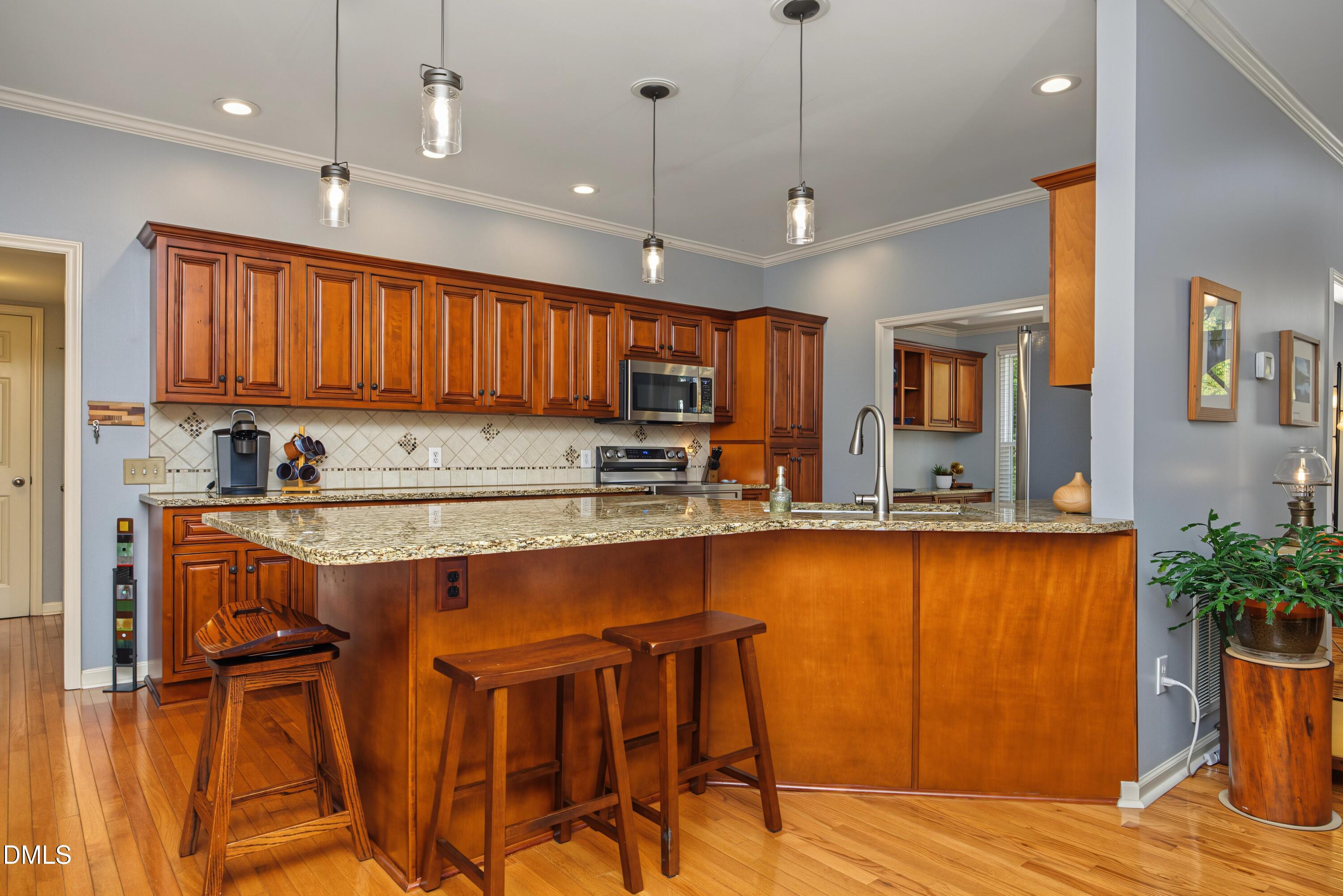 8900 Castleton Lane