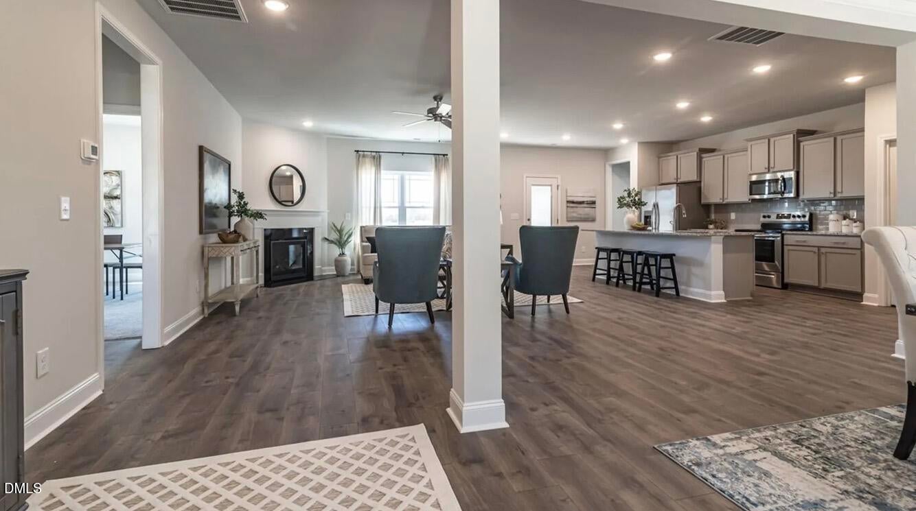 3345 Buster Court 33
