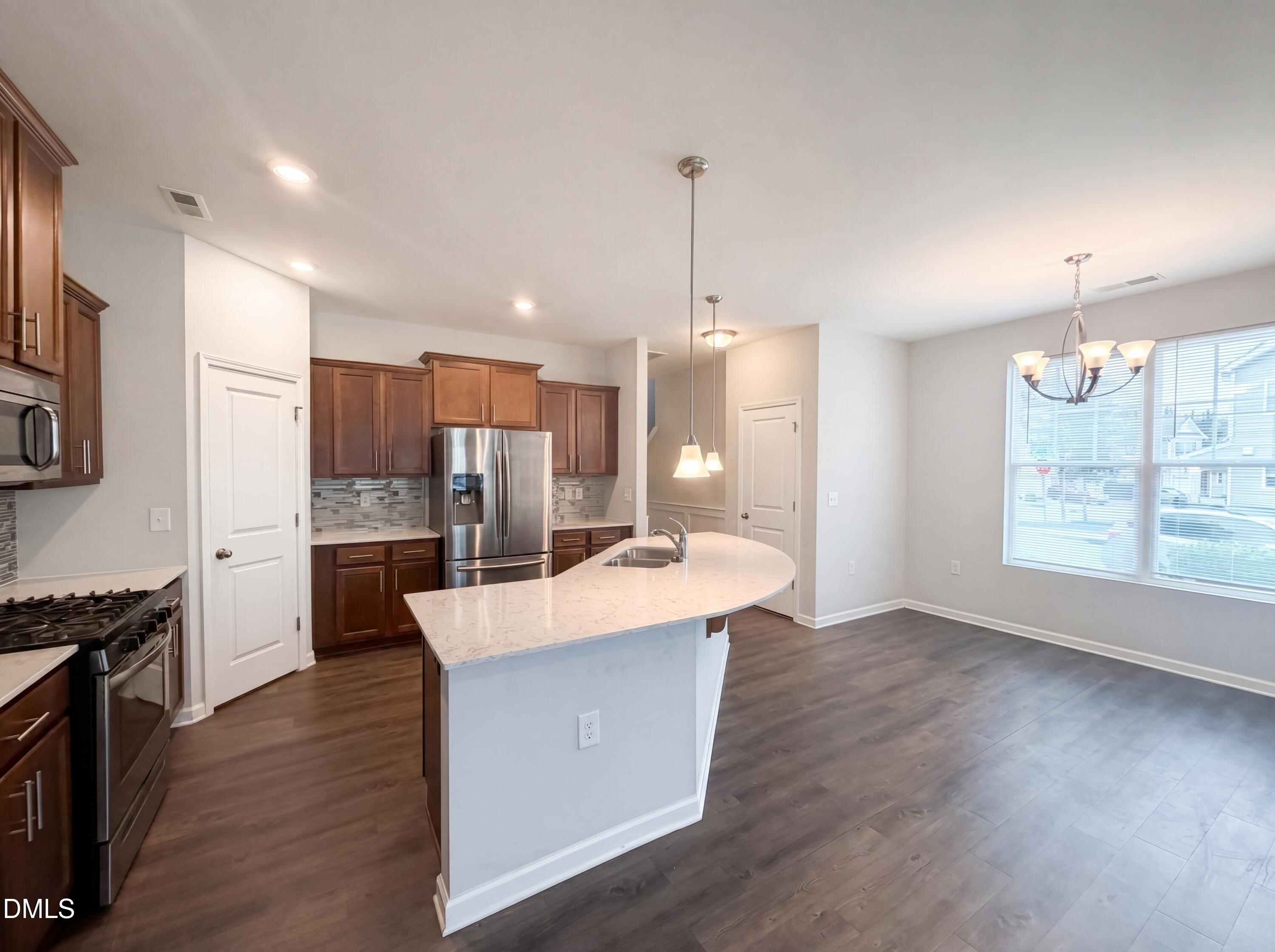 1118 Neighborly Way