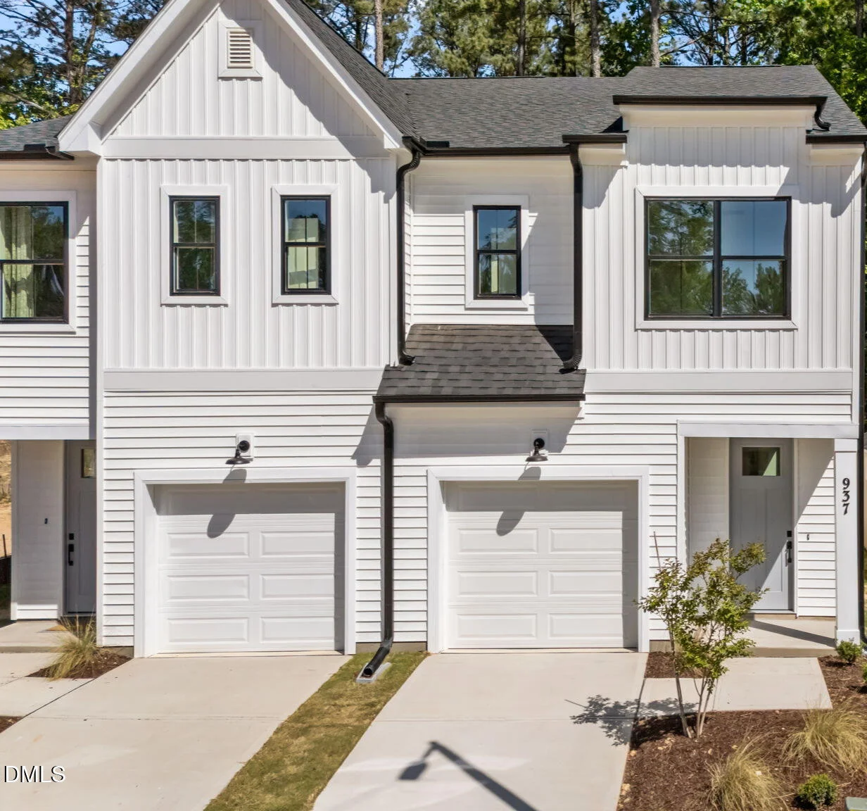 937 Selby Avenue