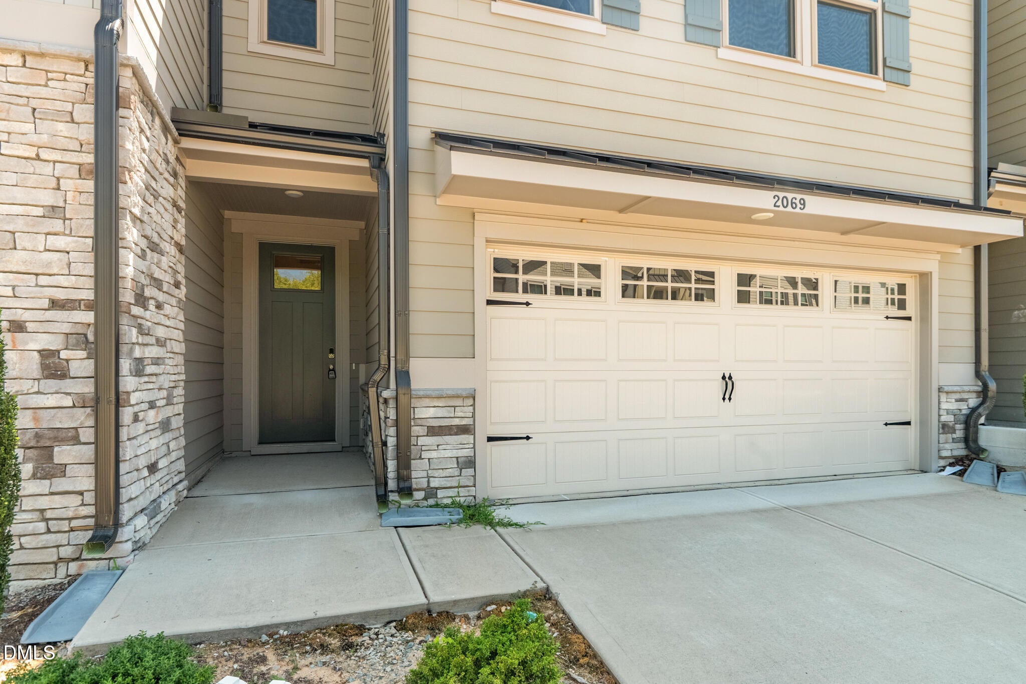 2069 Maggie Valley Drive