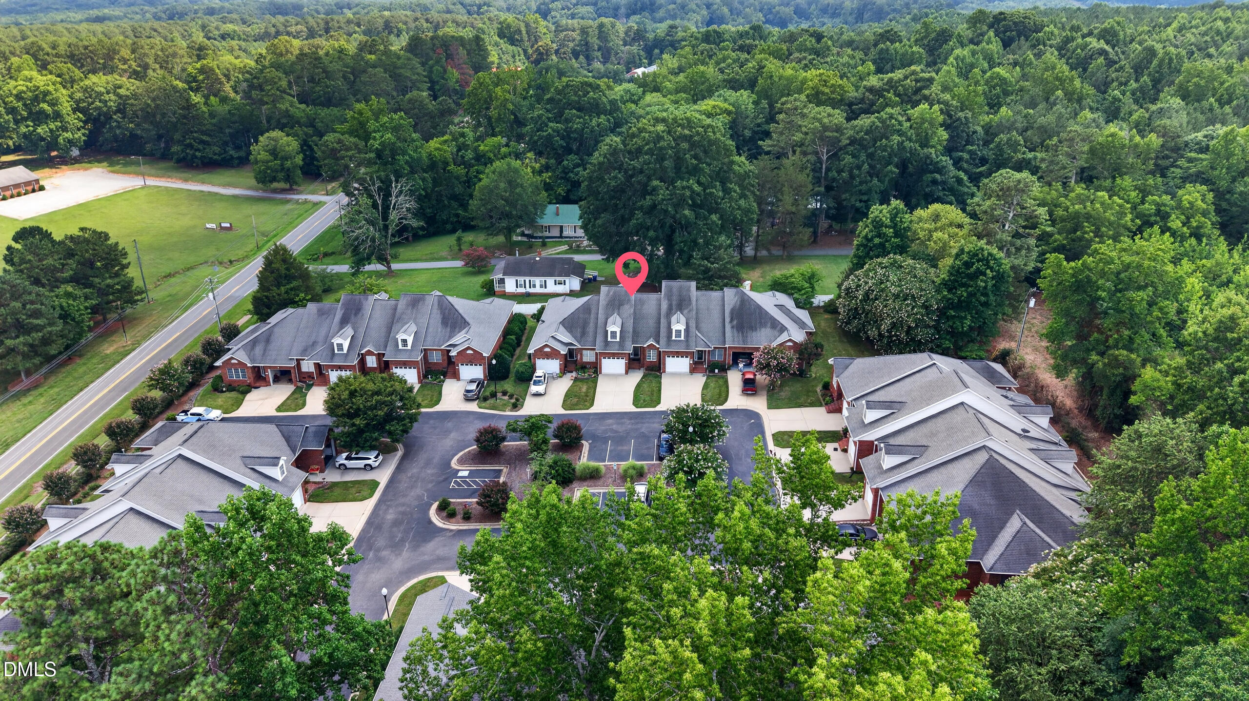 122 Olde Manor Court