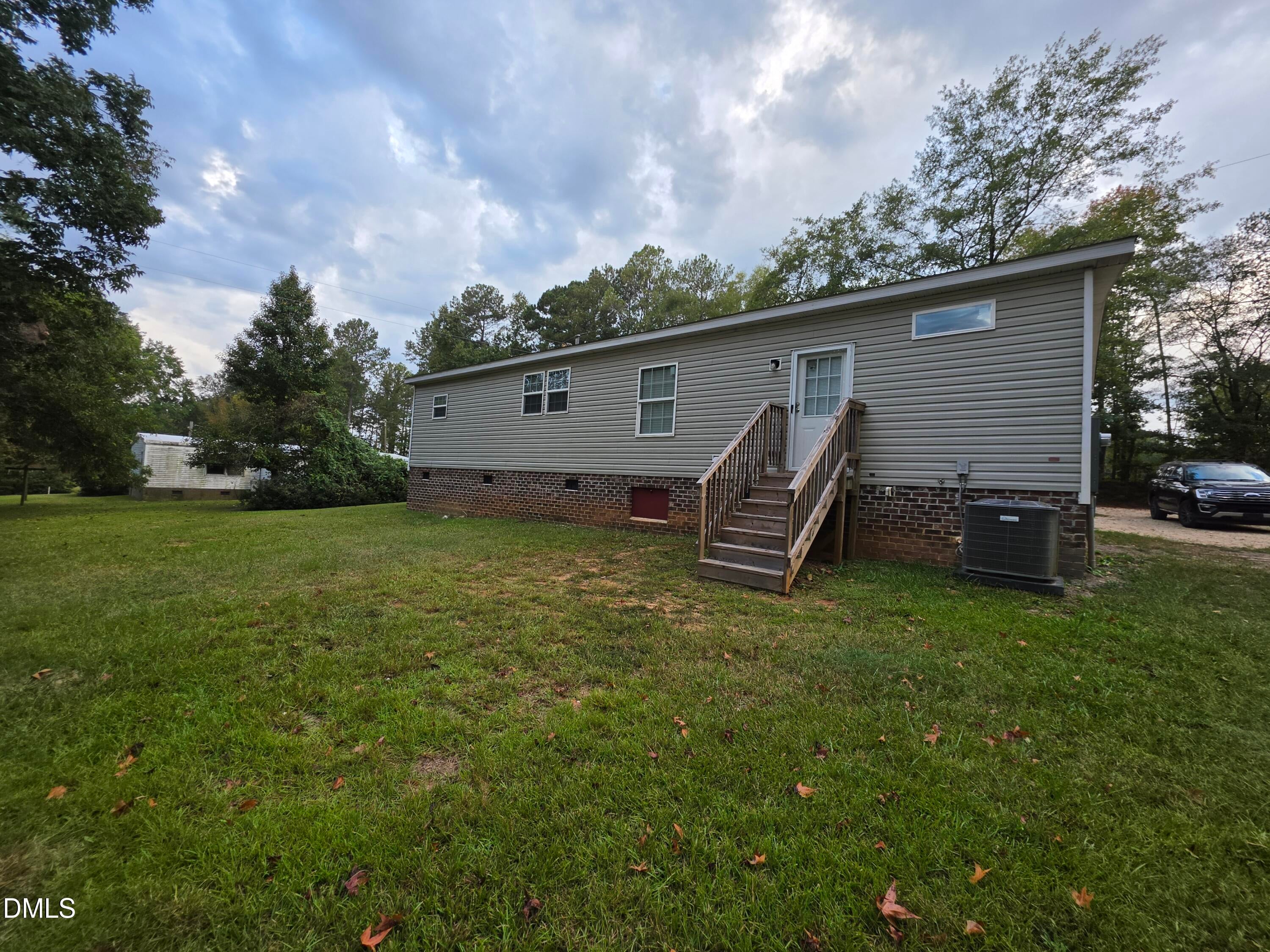 323 Aquilla Road Z