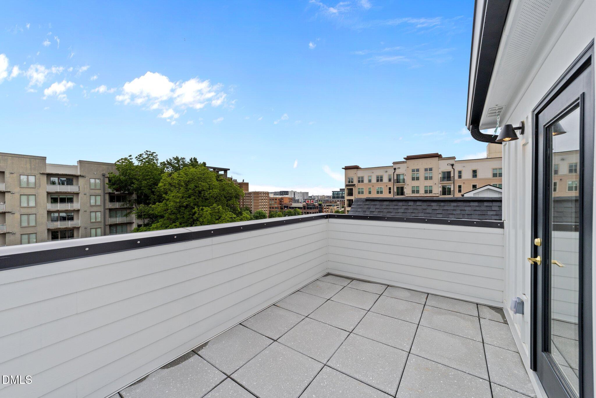 710 W North Street 102